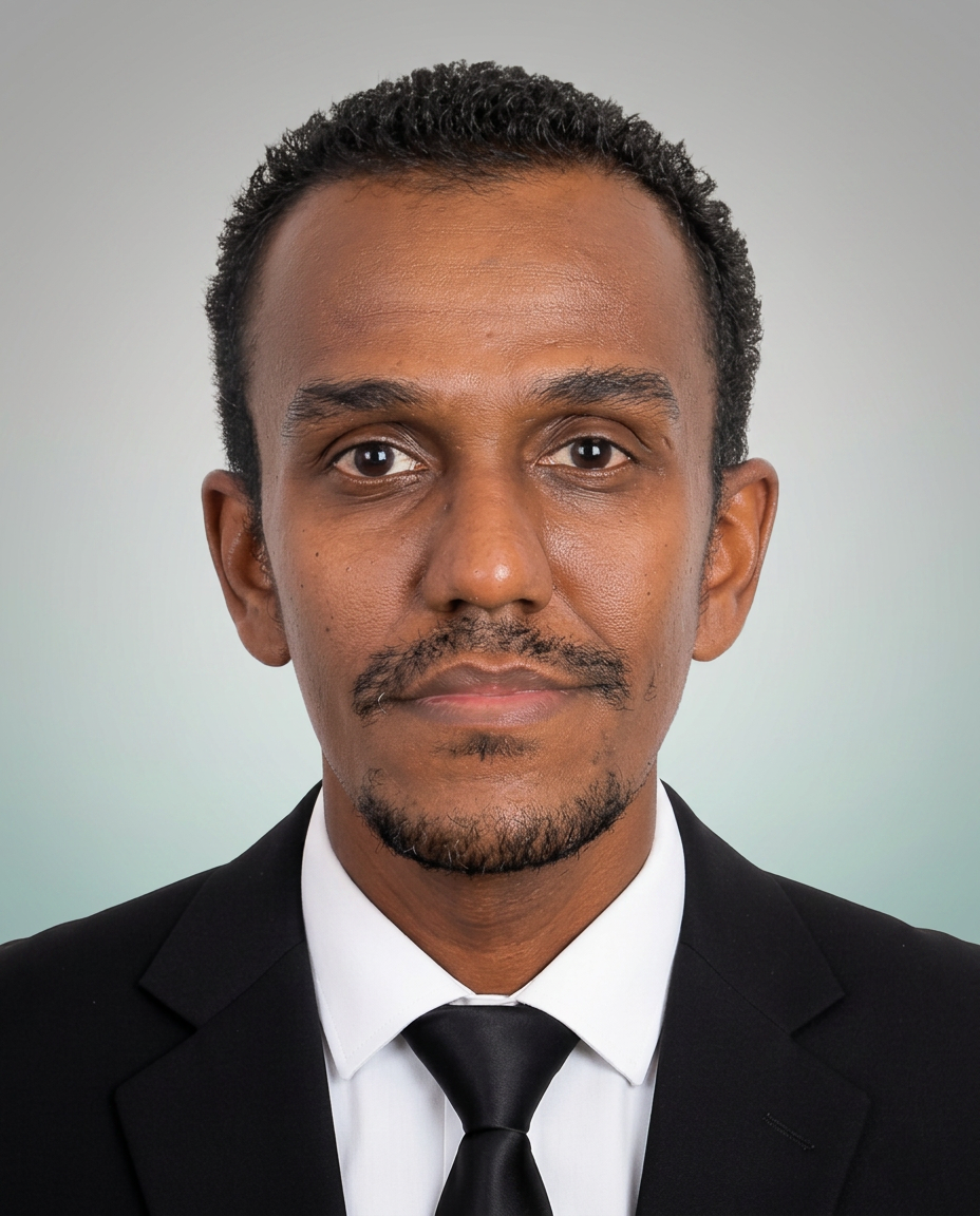Portrait of Dr. Shaheen Salih Abdalaziz Ahmed in professional attire